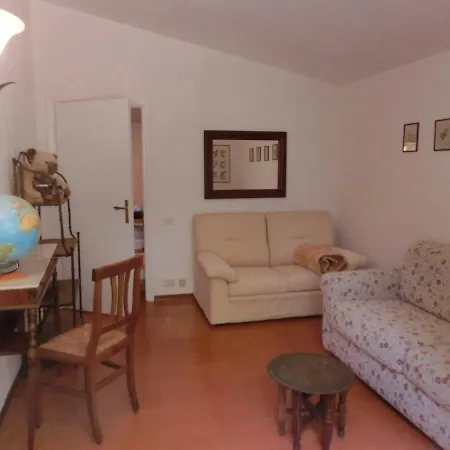 Talamoni Bed & Breakfast